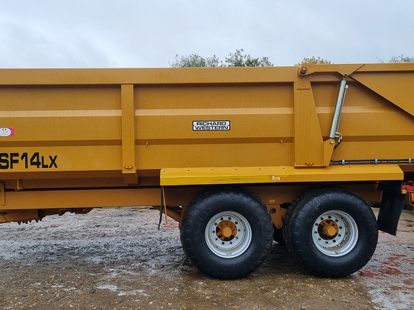 Chris Atkin & Son Ltd - Richard Western SF14LX